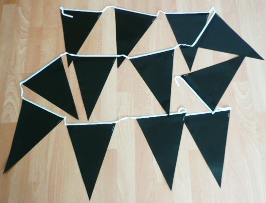 paper-bunting-flags--black-